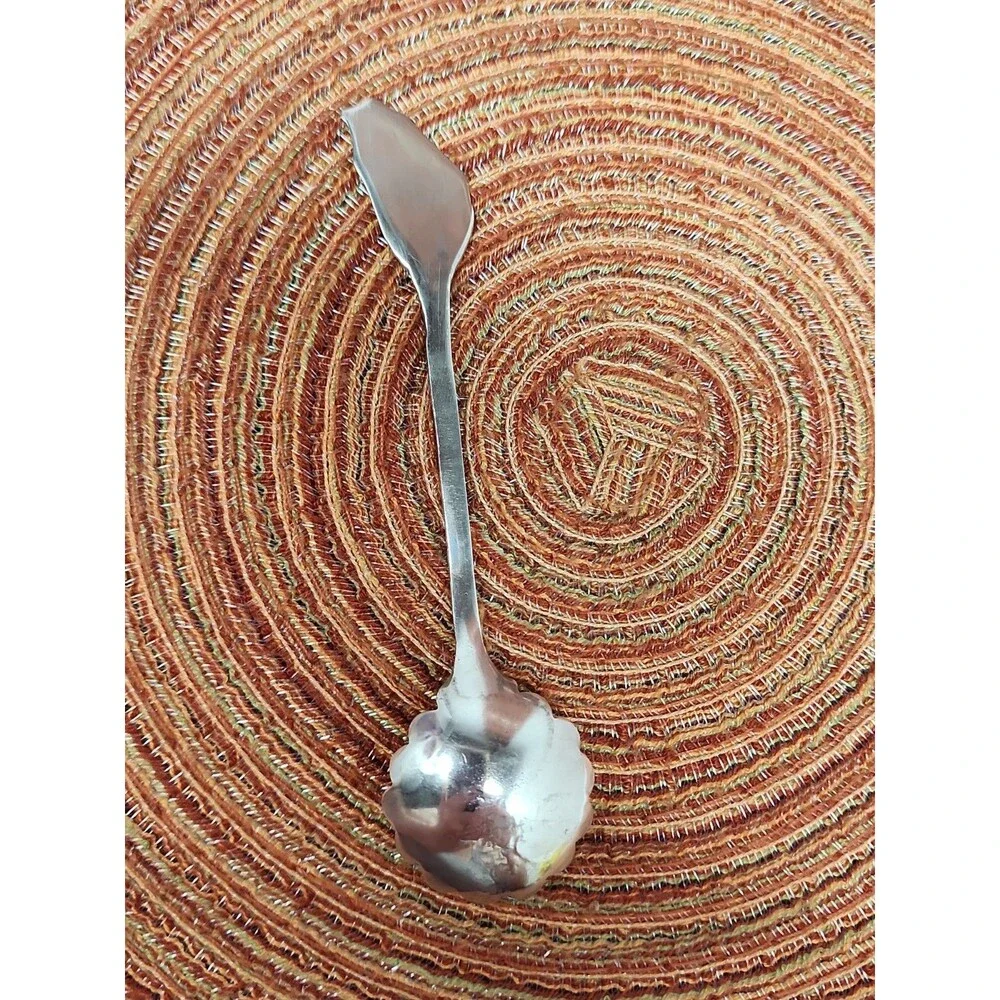 Vintage Silverplate Souvenir Spoon From Taiwan Mid-Century Scalloped Edge